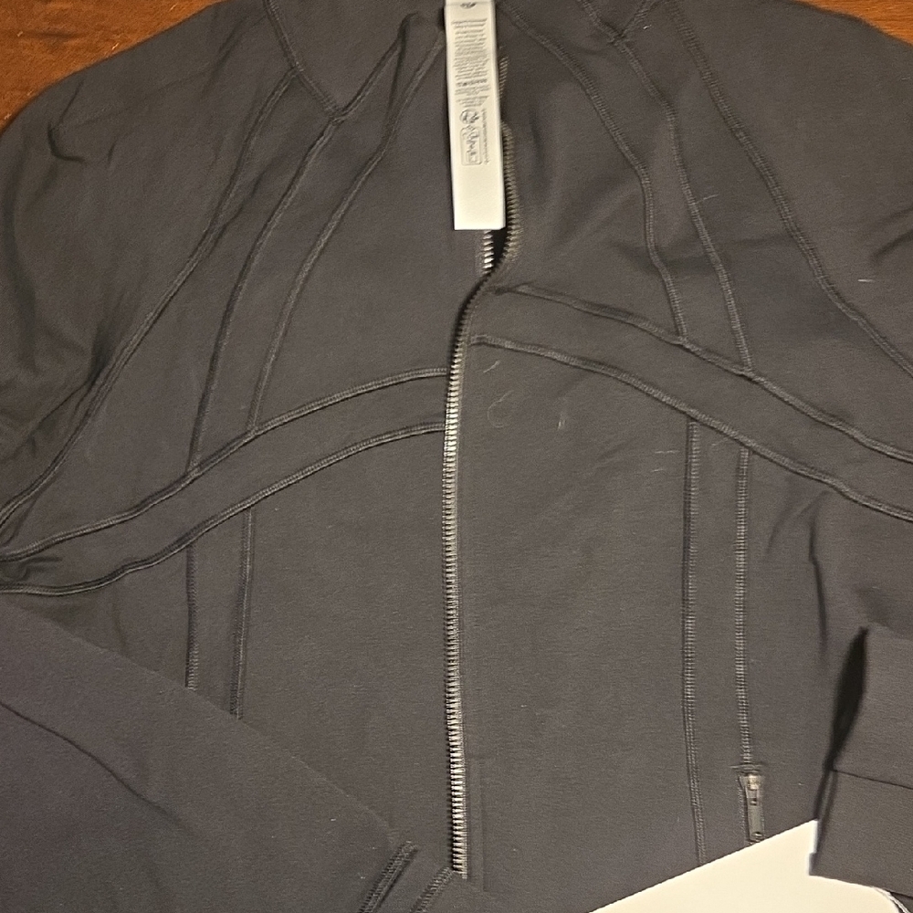 lululemon athletica Black Define Track Jacket Luon Size 12 - Picture 6 of 7